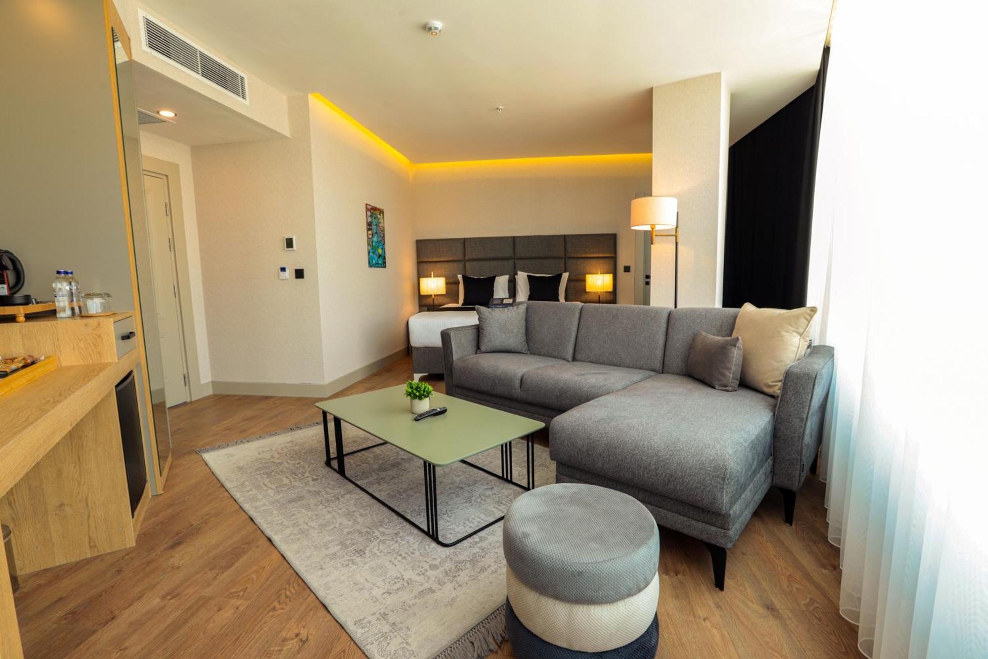 Brand Business Hotel Çorlu Extérieur photo