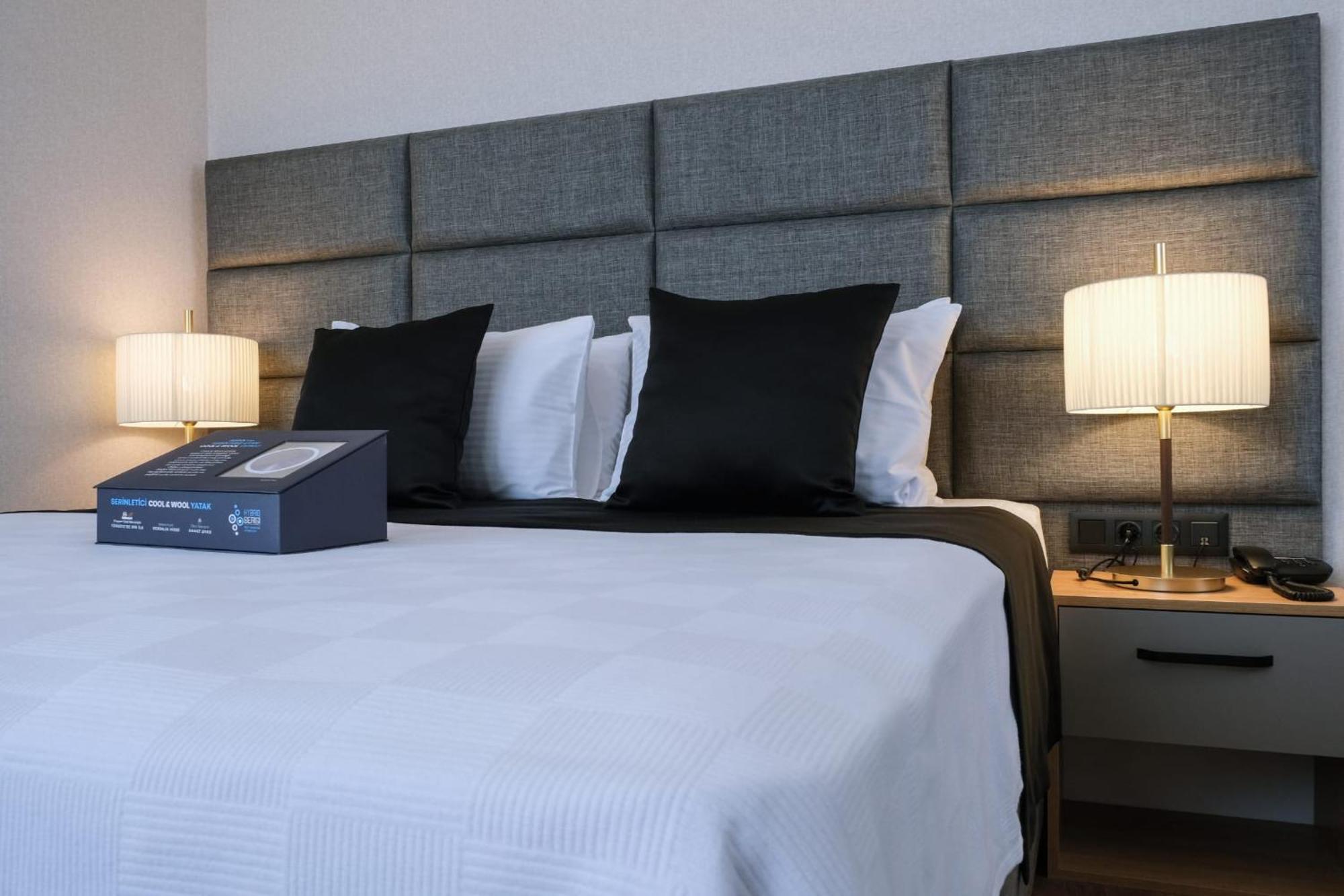 Brand Business Hotel Çorlu Extérieur photo